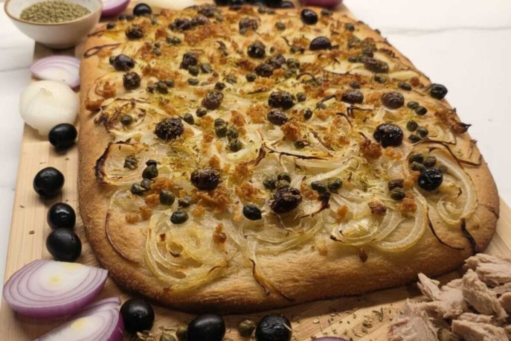 pizza con tonno e cipolle